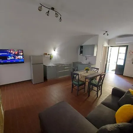 La Casina In Citta - Little Flats In Town * Alexandrie