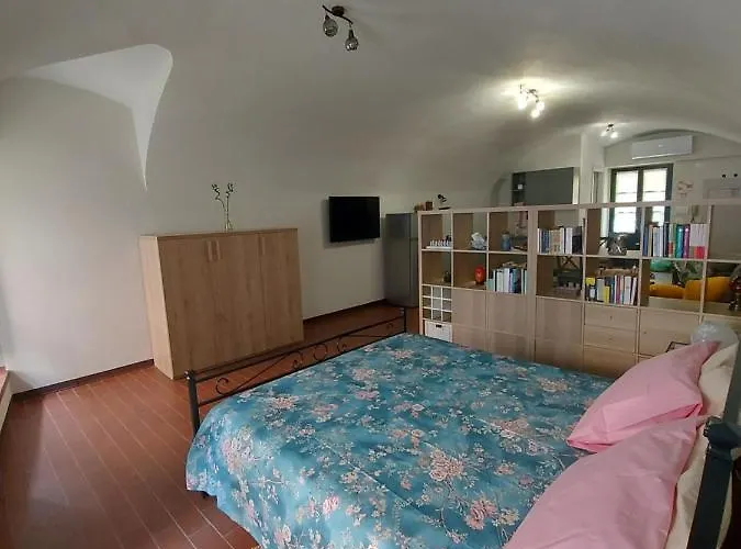 La Casina In Citta - Little Flats In Town Appartement Alessandria